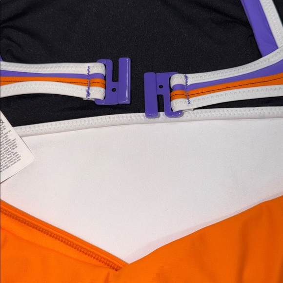 RIPCURL NEW BRA TOP & V 80 HIGH SKIMPY LEG BIKINI BOTTOM, M - Picture 11 of 11